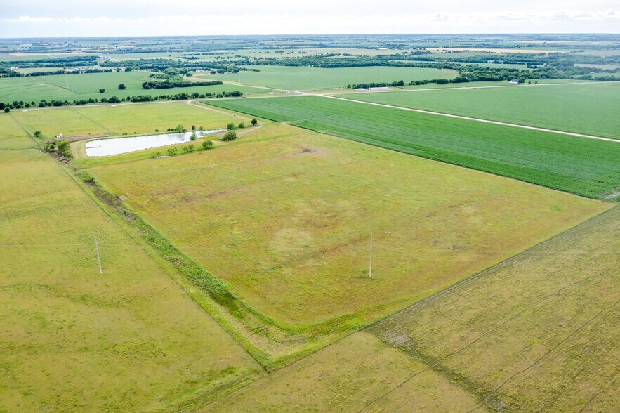 More Photos Of 2848 TX-81, Itasca Land For Sale