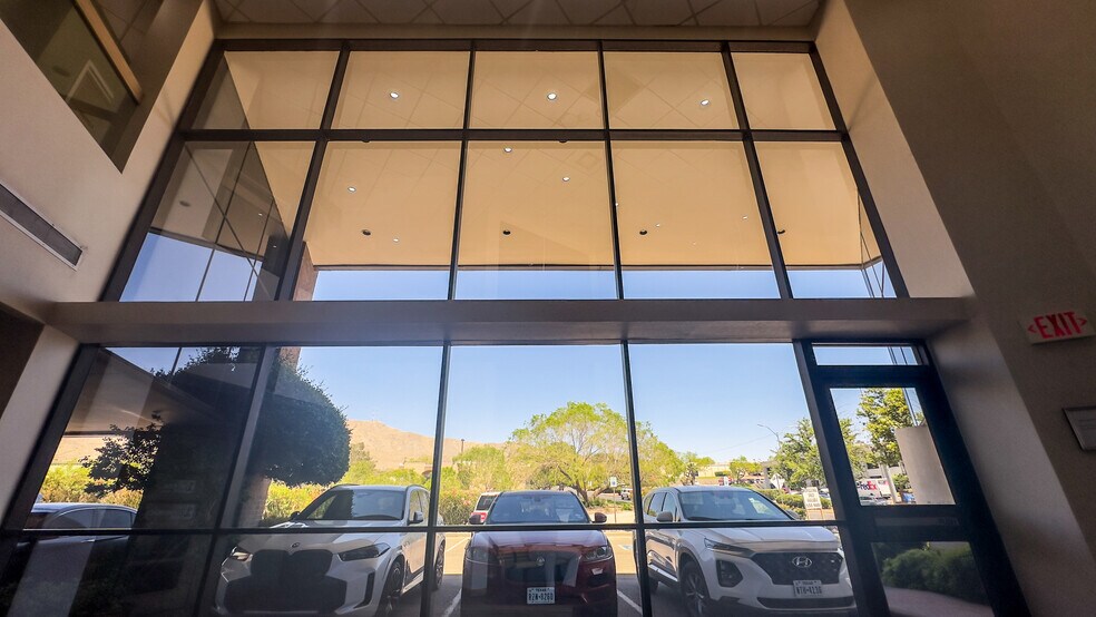 More Photos Of 501 Executive Center Blvd, El Paso Office For Lease