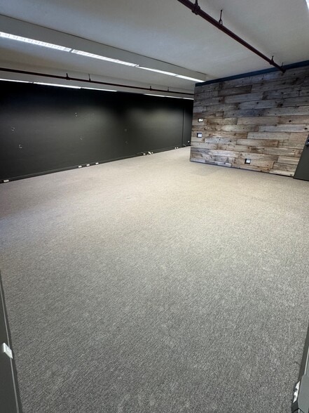 More Photos Of 637 Main St, Half Moon Bay Office For Lease