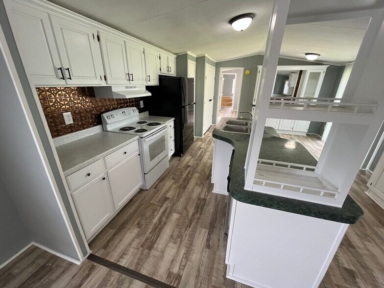 More Photos Of 7322 Highway 122 E, Ray City Manufactured Housing Mobile Home Park For Sale