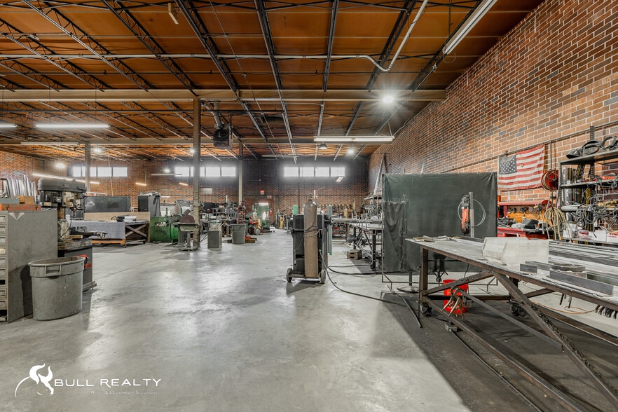 More Photos Of 979 Donnelly Ave SW, Atlanta Warehouse For Sale