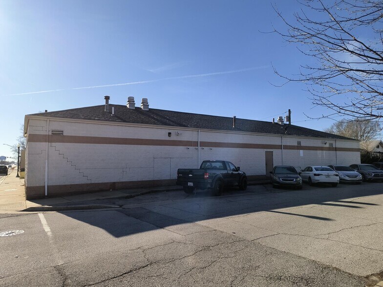 More Photos Of 5908 Columbia Ave, Hammond Office For Lease