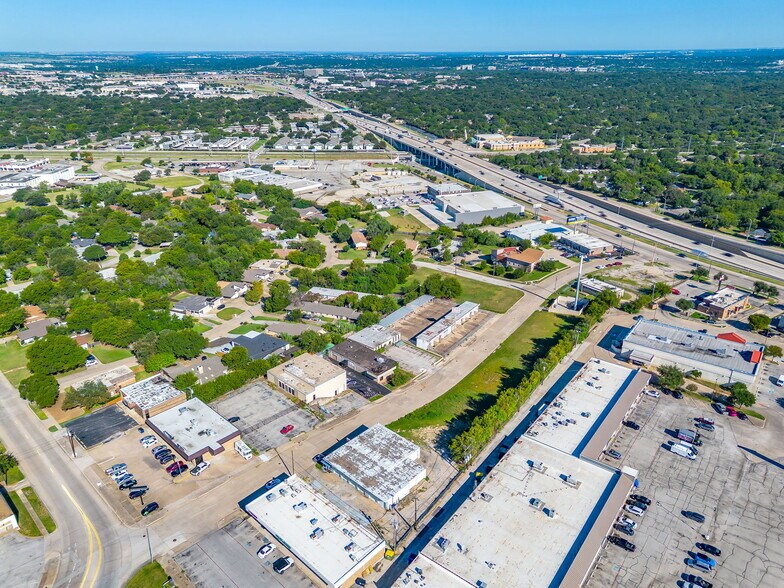 More Photos Of 5323-5325 Woodway Dr, Fort Worth General Retail For Sale
