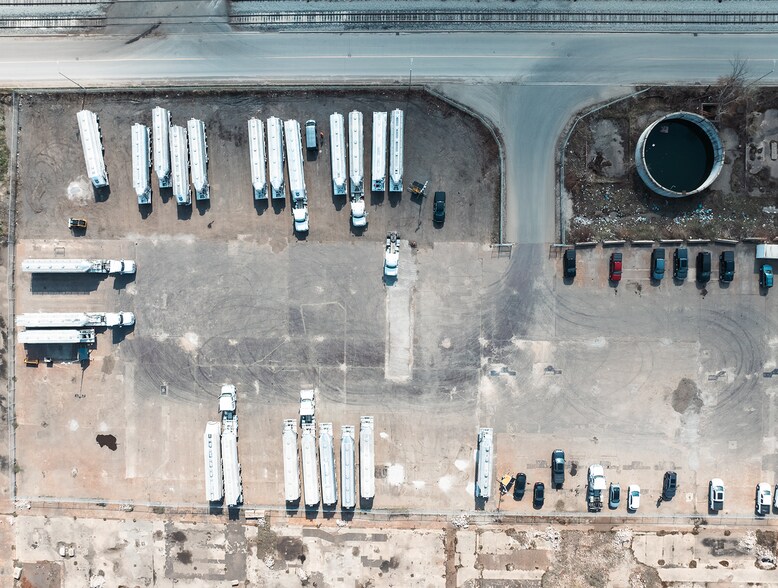 More Photos Of Pier 22 - South Hobson Road - Vacant Land Blvd, Hamilton Land For Lease