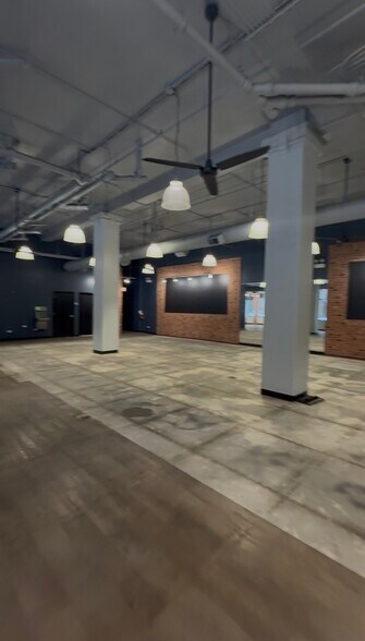 More Photos Of 315 S Peoria St, Chicago Apartments For Lease