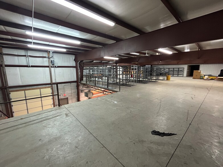More Photos Of 1916-1924 S Calhoun St, Fort Wayne Storefront For Sale