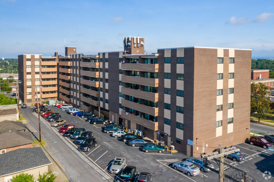 Primary Photo Of 2040 Lehigh St, Easton Apartments For Lease