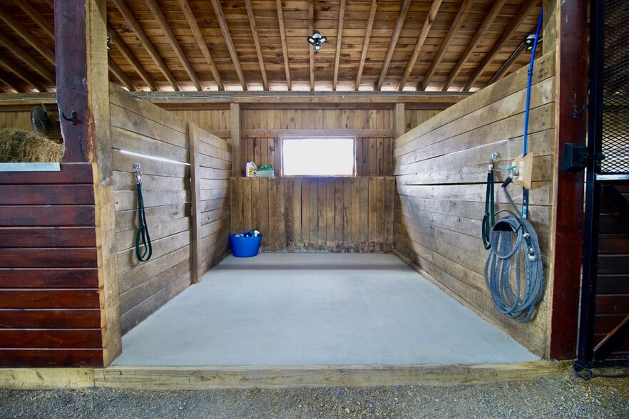 More Photos Of 3476 Fairview Rd, Lewisburg Specialty For Sale