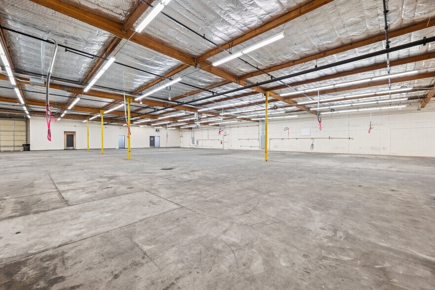 More Photos Of 3207 S Hardy Dr, Tempe Warehouse For Sale