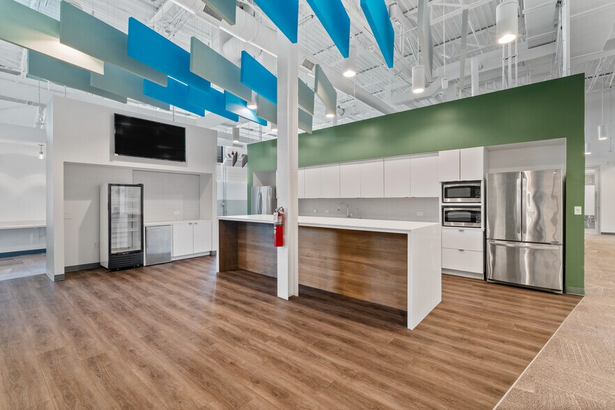 More Photos Of 507 E Calles St, Austin Loft Creative Space For Lease