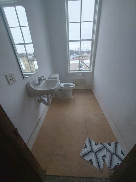 More Photos Of 207-211 E Main St, Watertown Office For Lease