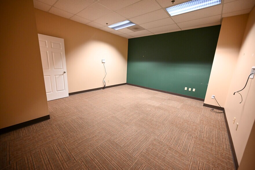 More Photos Of 351 E Main St, Sun Prairie Apartments For Lease