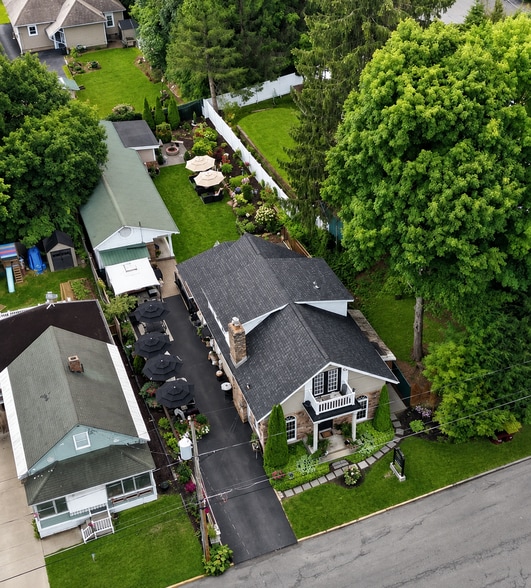 More Photos Of 15 West St, Lake George Hospitality For Sale
