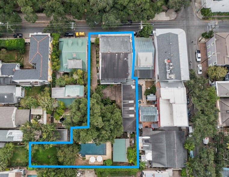 More Photos Of 2111 Dauphine St, New Orleans Hotel For Sale