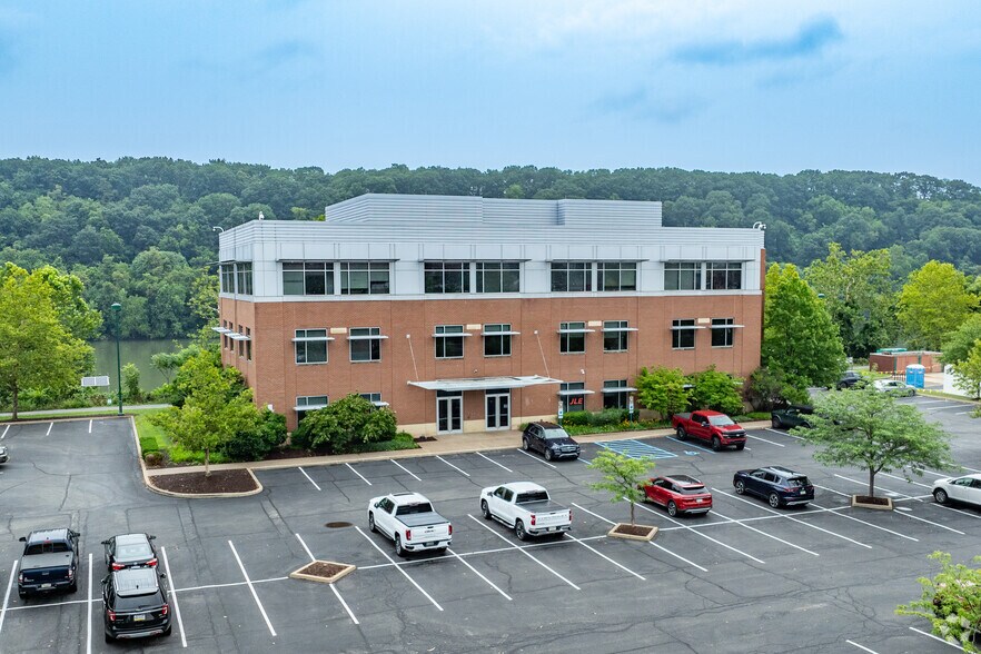 Primary Photo Of 385 E Waterfront Dr, Homestead Unknown For Lease