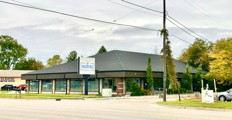 More Photos Of 4086 Davison Rd, Burton Freestanding For Sale