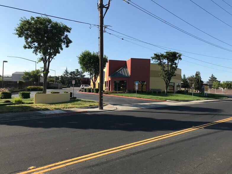 More Photos Of 6111 Southfront Rd, Livermore Research And Development For Lease