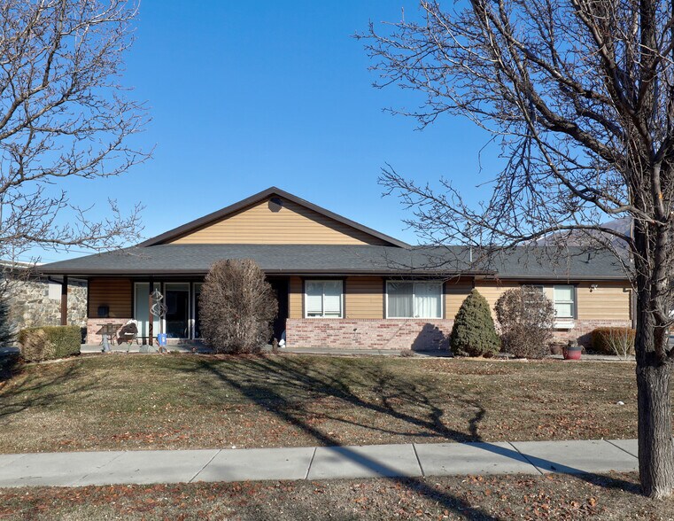 Primary Photo Of 41 E Center St, Centerville Assisted Living For Sale