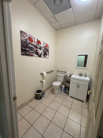 More Photos Of 6111-6127 N Fry Rd, Katy Unknown For Lease