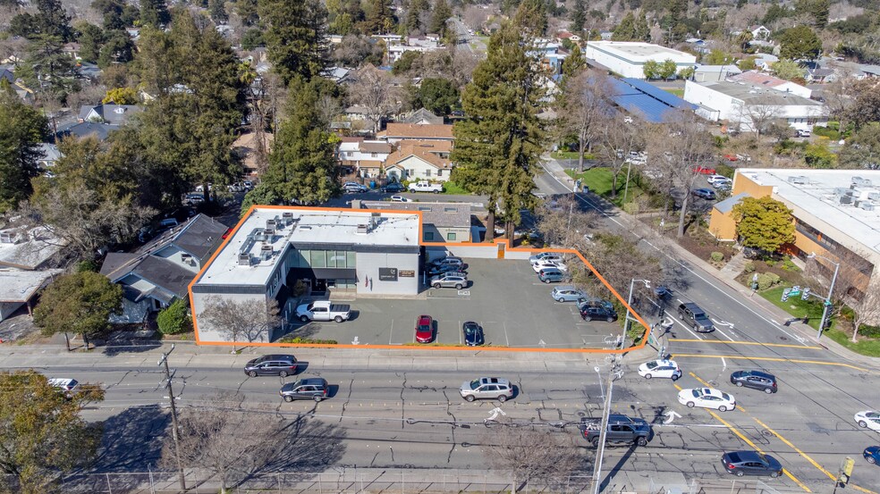 More Photos Of 1057 College Ave, Santa Rosa Office For Sale