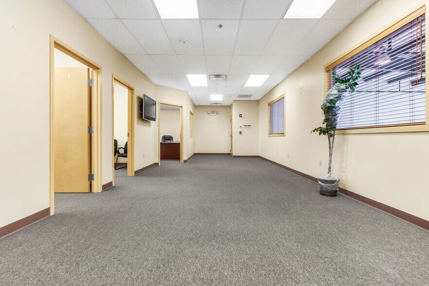 More Photos Of 3 Ajootian Way, Middleton Warehouse For Sale