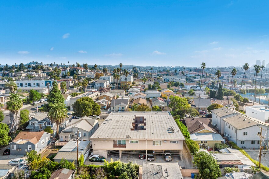 More Photos Of 423 N Harvard Blvd, Los Angeles Apartments For Sale