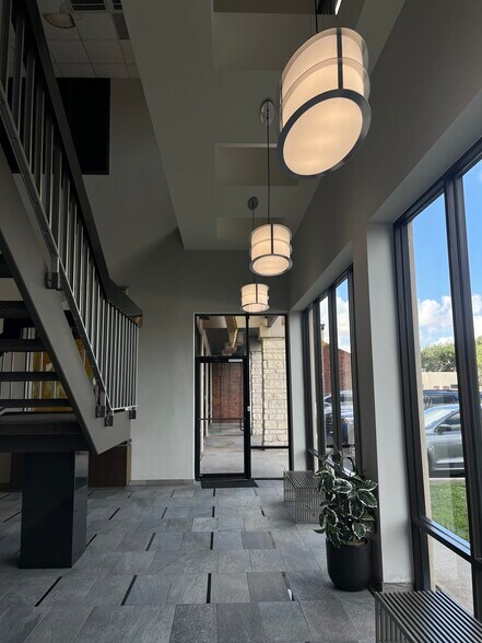 More Photos Of 5702 S Staples, Corpus Christi Unknown For Lease