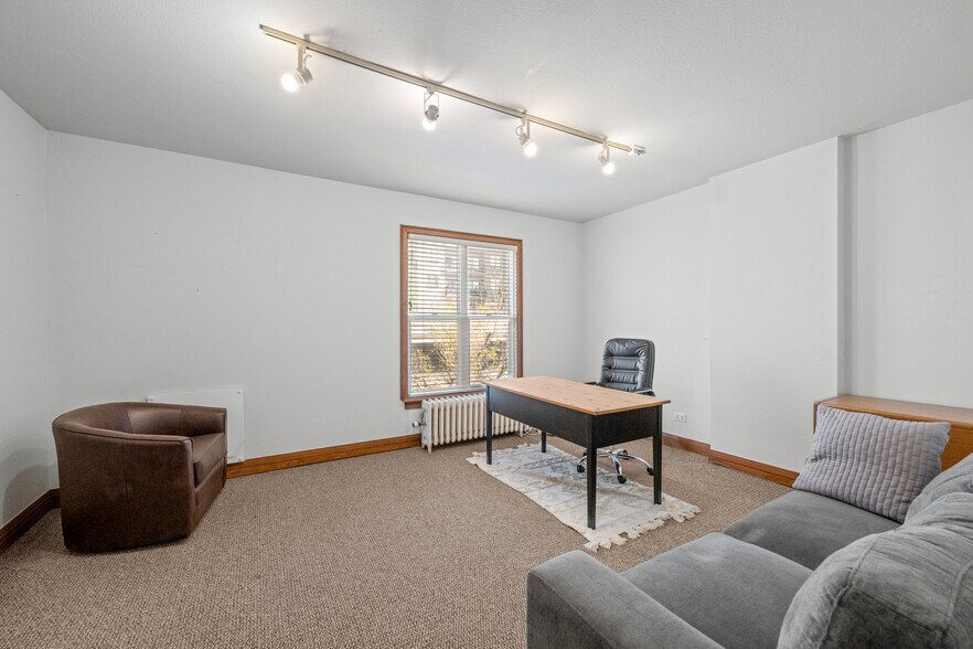 More Photos Of 675 Grant St, Denver Office For Sale