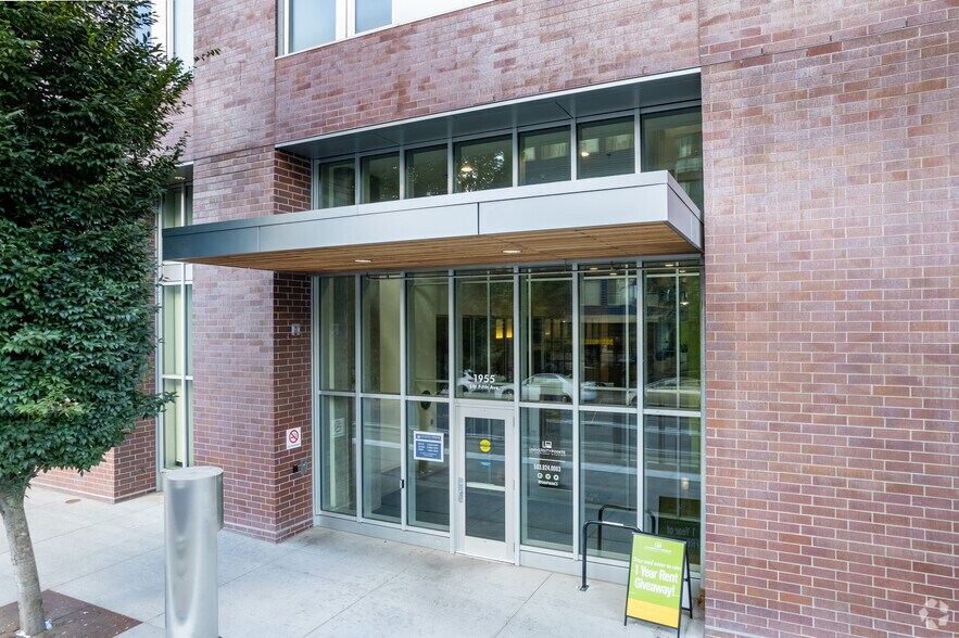 More Photos Of 540 SW College St, Portland Apartments For Lease