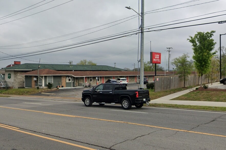 More Photos Of 426 Murfreesboro Pike, Nashville Hotel For Sale