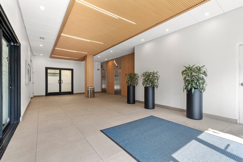 More Photos Of 2480-2482 Mission St, San Francisco Medical For Lease