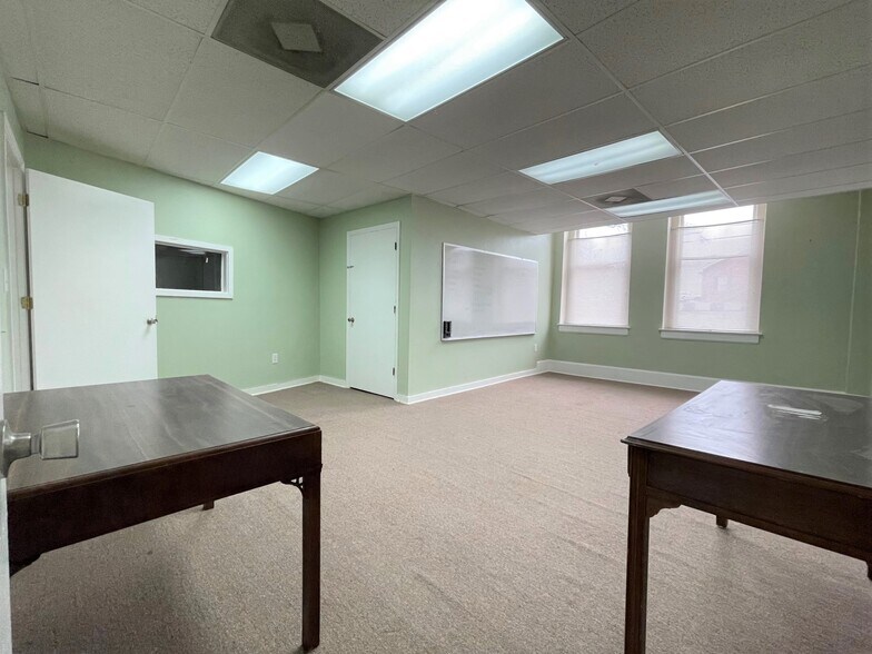More Photos Of 201 W Morgan St, Wadesboro Office For Sale