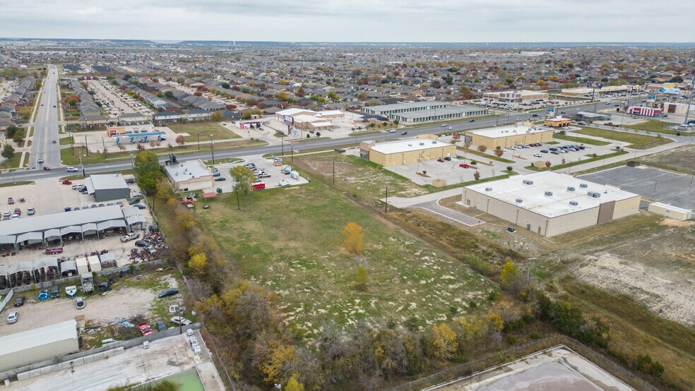 More Photos Of 3804 W Stan Schlueter Loop, Killeen Freestanding For Sale