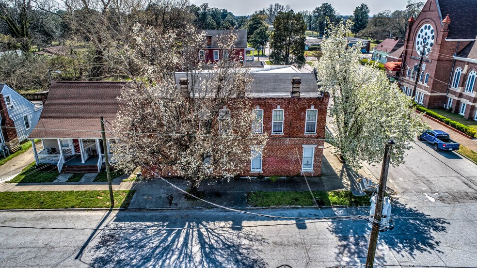 More Photos Of 602-604 3rd St, Augusta Apartments For Sale