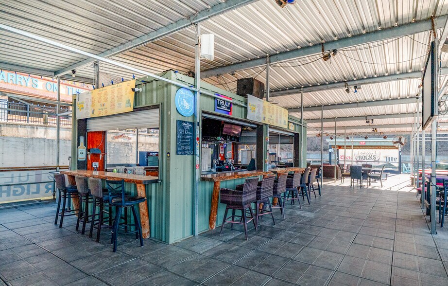 More Photos Of 364 Galley Rd, Camdenton Restaurant For Sale