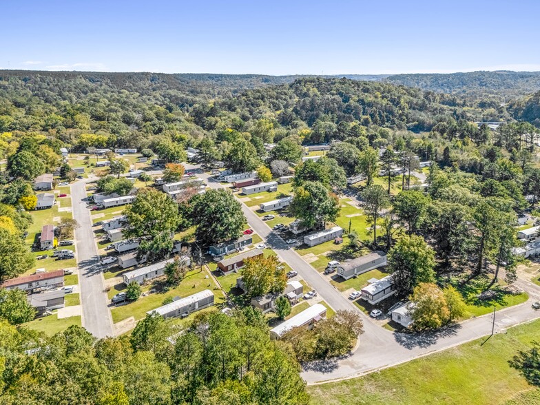 Primary Photo Of 2926 Una St, Birmingham Manufactured Housing Mobile Home Park For Sale