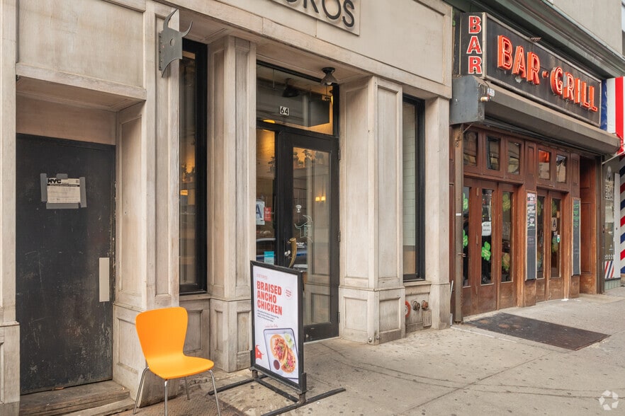 More Photos Of 64 Court St, Brooklyn Apartments For Lease