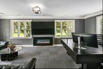More Photos Of 538 Hartford Tpke, Shrewsbury Showroom For Sale