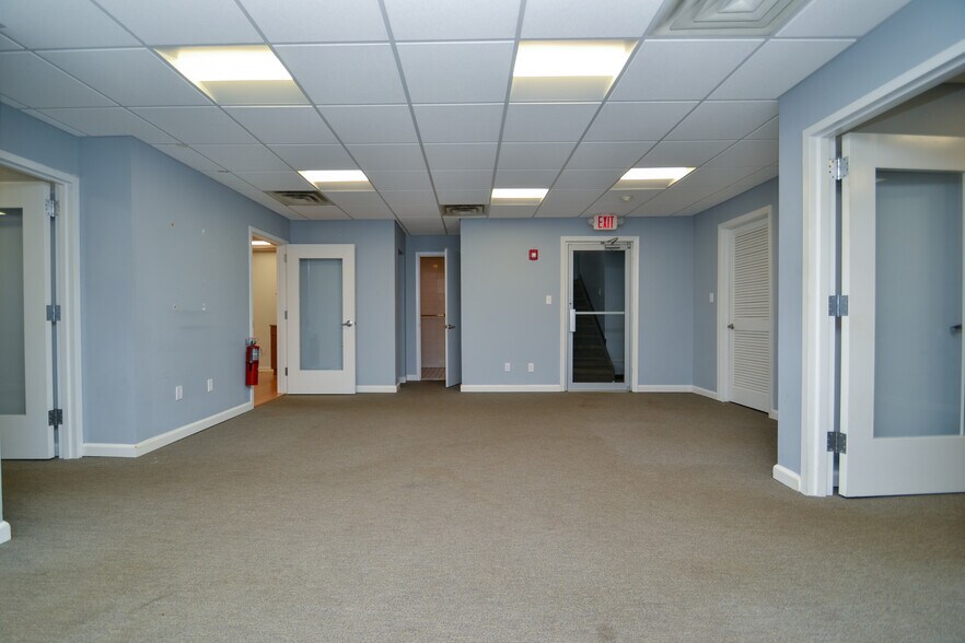 More Photos Of 159 Us Highway 46, Rockaway Office For Lease