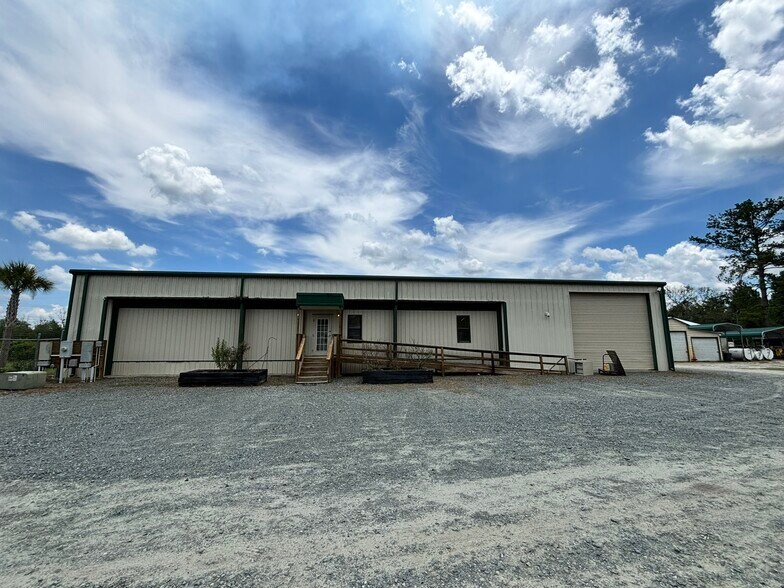 More Photos Of 19300 Valdosta Hwy, Valdosta Distribution For Lease
