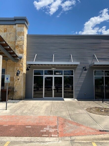 More Photos Of 16051 Dessau Rd, Pflugerville Freestanding For Lease
