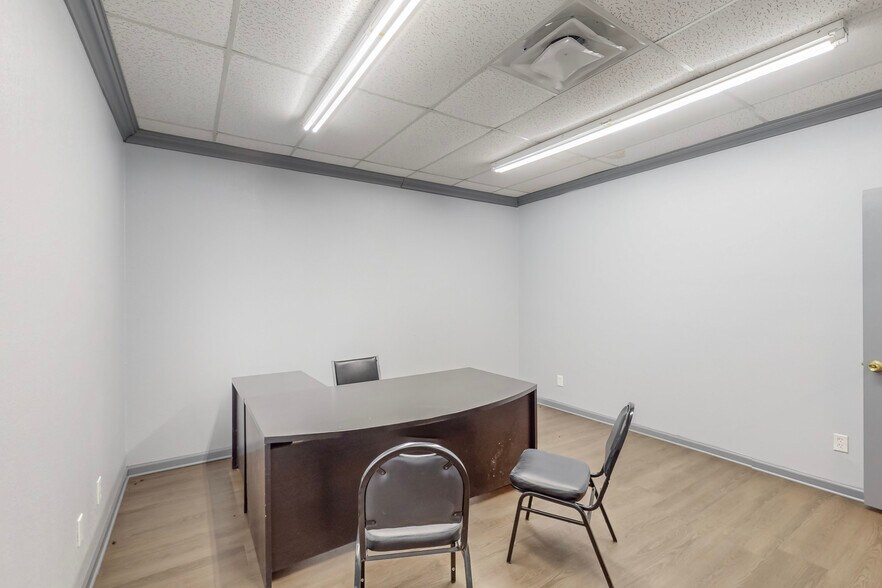 More Photos Of 8120 White Settlement Rd, White Settlement Coworking Space