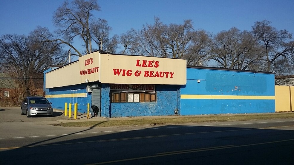 Primary Photo Of 18451 Wyoming St, Detroit Freestanding For Lease