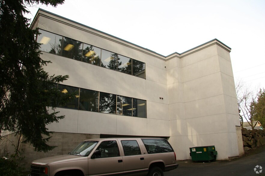 More Photos Of 6628 212th St SW, Lynnwood Office For Lease