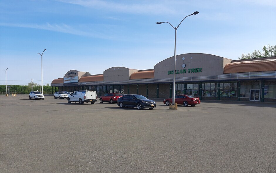 More Photos Of 10504 Bennett Rd, Dunkirk Unknown For Lease