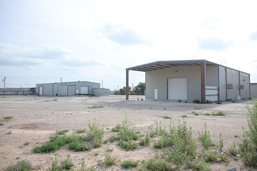 More Photos Of 3611 E State Highway 158, Midland Unknown For Lease