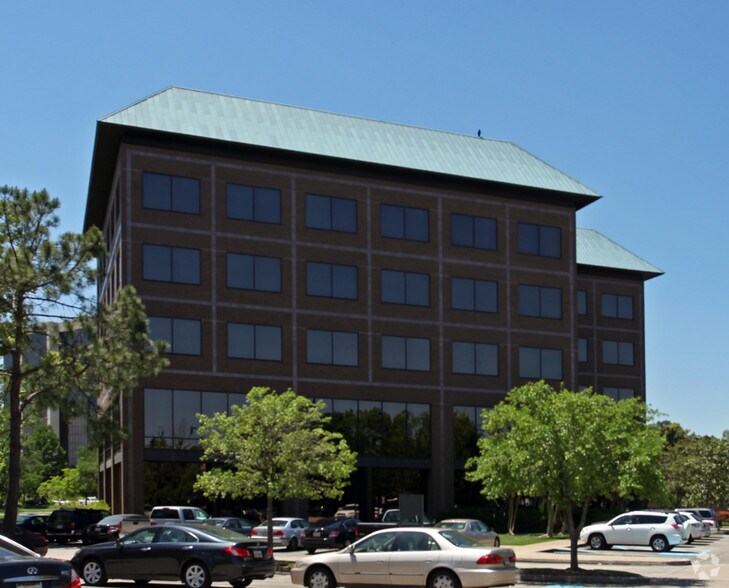 More Photos Of 8555 United Plaza Blvd, Baton Rouge Office For Lease
