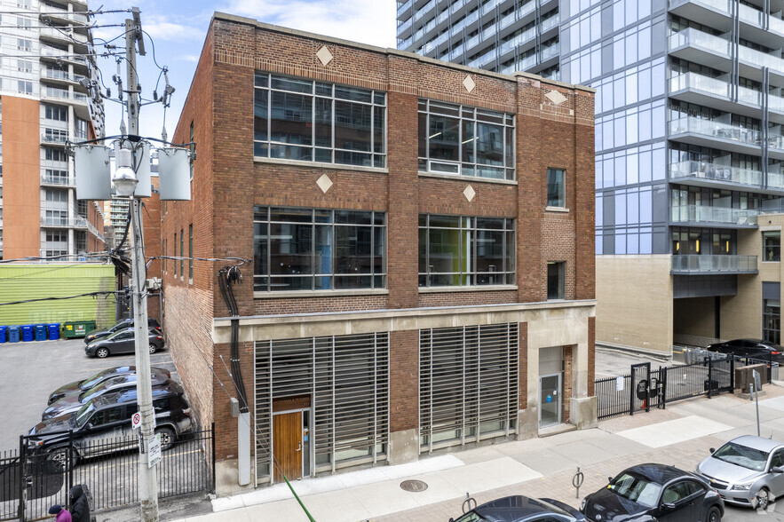 Primary Photo Of 109-117 George St, Toronto Office For Lease