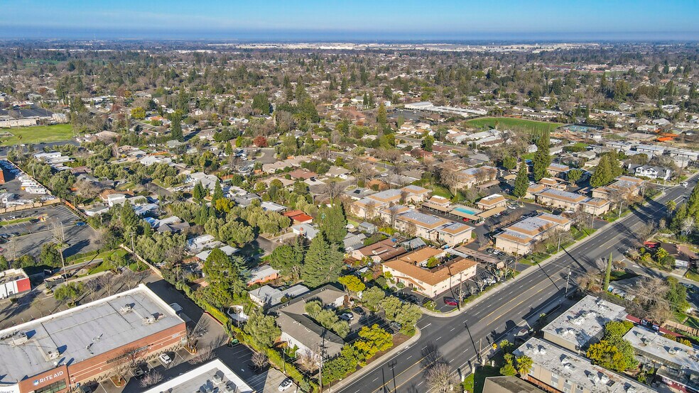 More Photos Of 2933 Eastern Ave, Sacramento Apartments For Sale