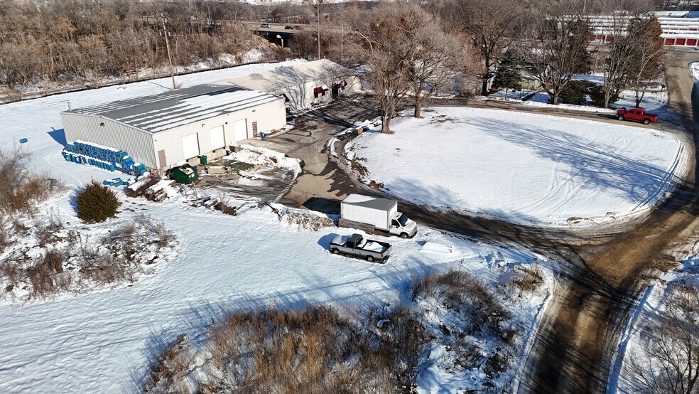More Photos Of 3007 S Alpine Rd, Rockford Industrial For Lease